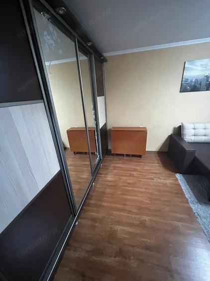 Apartament cu 2 camere decomandat în Sebastian