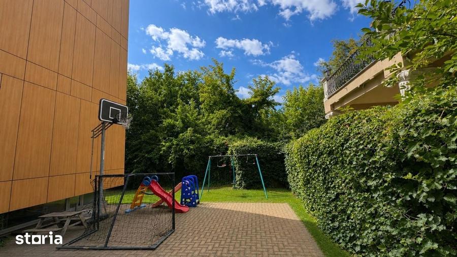 Apartament cu 4 camere în Băneasa
