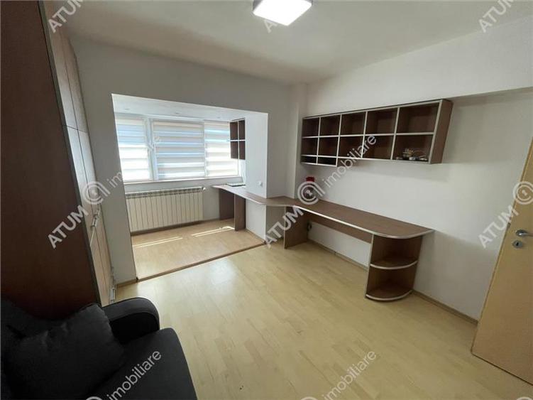 Apartament 3 camere decomandate 2 balcoane etaj 1 zona centrala Sibiu - 5