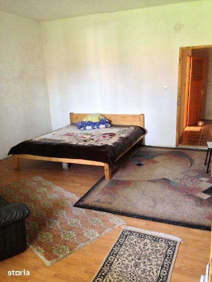 Casă cu 6 camere cu Teren 1620 Mp în Bran