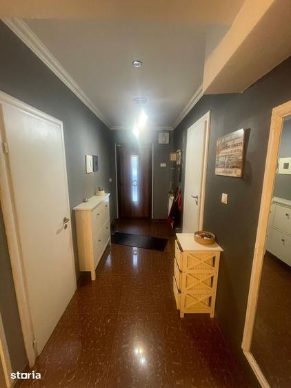 Casă cu 6 camere cu Teren 200 Mp în Cornetu