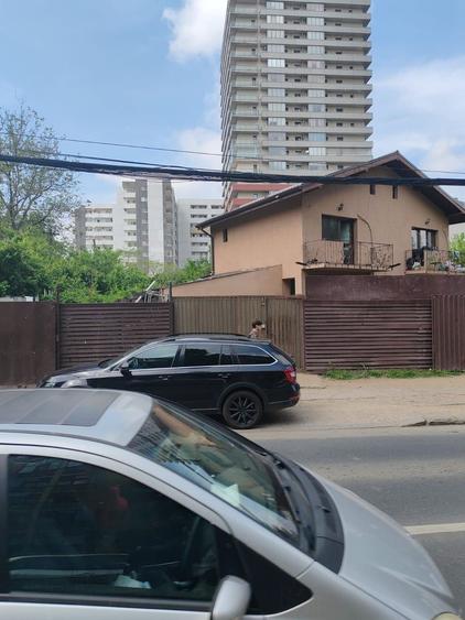 Casă individuală cu 5 camere cu Canalizare în Metalurgiei