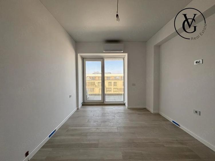 Apartament cu 3 camere semidecomandat în Nord