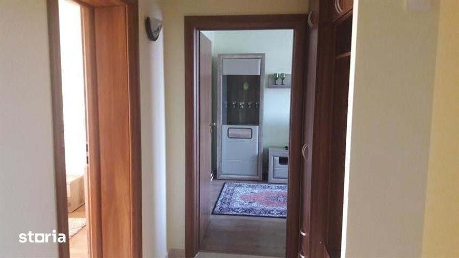 Apartament cu 3 camere în Exercițiu