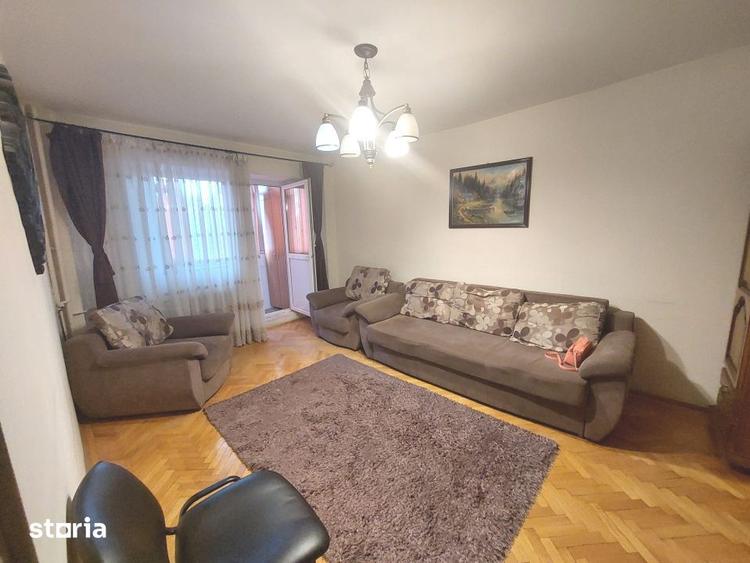 Apartament cu 3 camere decomandat, mobilat în Lăpuș Argeș