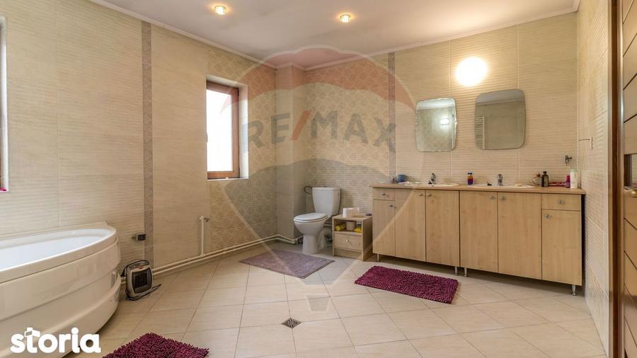 Casa cu 6 camere de vanzare, zona Centrala, Huedin - 12