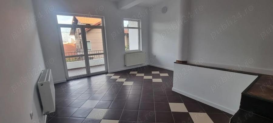 Casă cu 6 camere în Banat