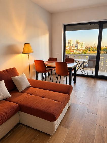Apartament cu 2 camere decomandat în Torontalului