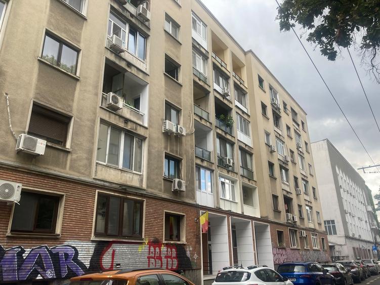 Piata Kogalniceanu, boxa, debara, dec, metrou, parc Izvor, STB, Universitate - 4