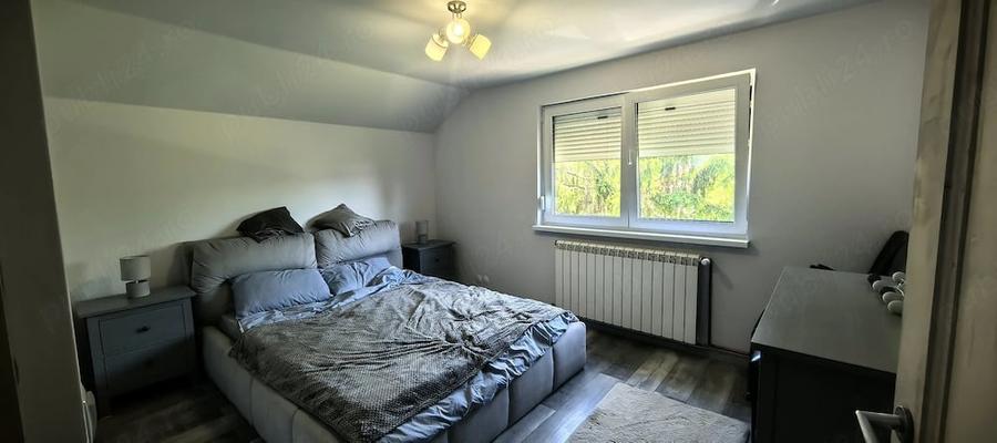 Casă cu 7 camere cu Teren 413 Mp în Central