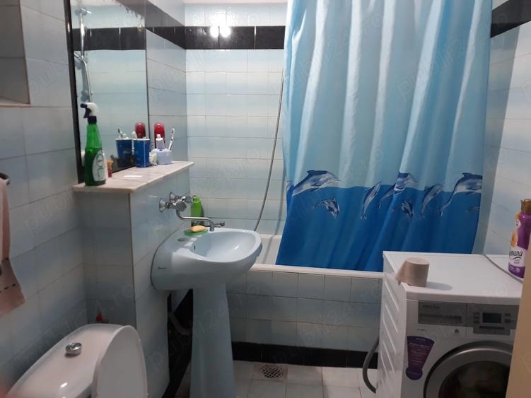 Casă cu Teren 230 Mp în Matei Basarab
