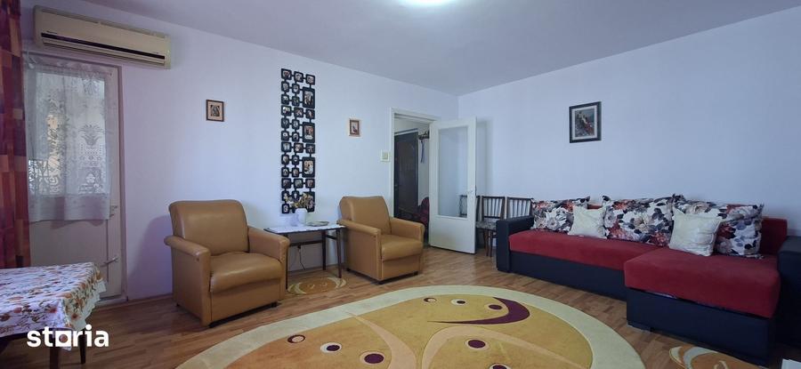 Apartament cu 3 camere în Est