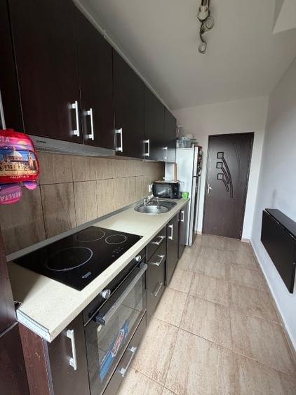 Apartament cu 2 camere semidecomandat în Bucureștii Noi