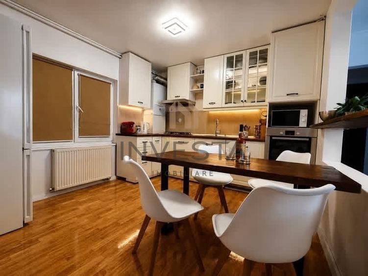 Apartament cu 4 camere semidecomandat, mobilat în Între Lacuri