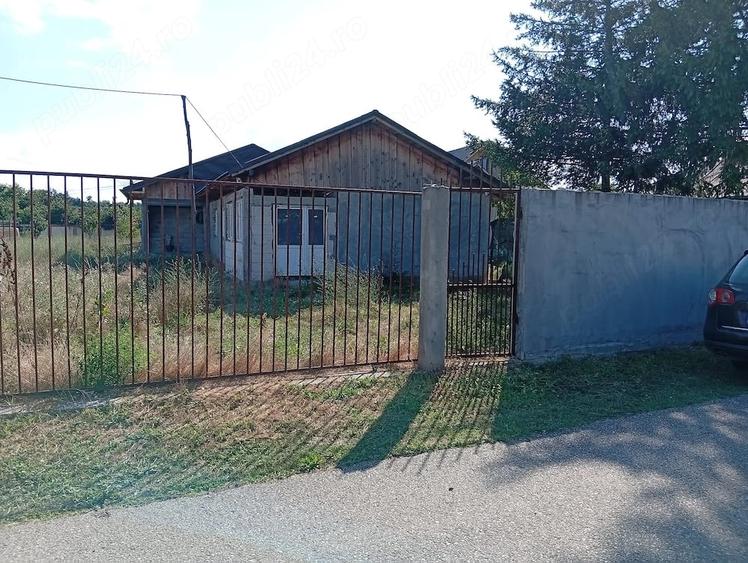 Casă cu 4 camere cu Teren 600 Mp în Găiseanca