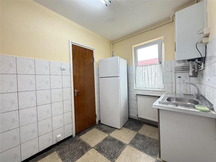 Apartament cu 2 camere semidecomandat în Hipodrom 1