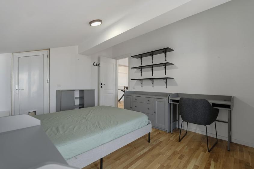 Apartament cu 3 camere semidecomandat, mobilat în Bucureștii Noi