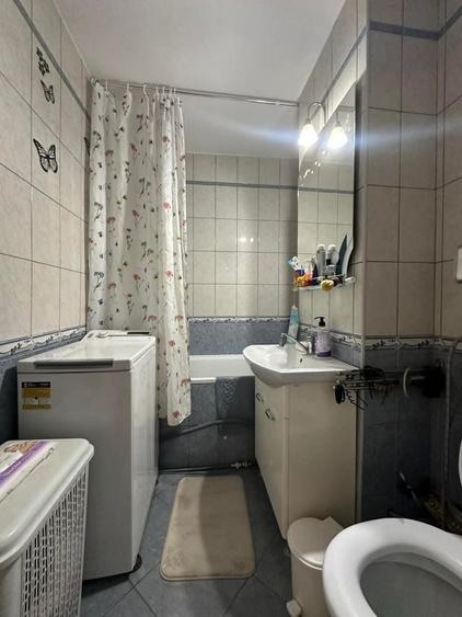 Apartament cu 2 camere semidecomandat în Micro 16