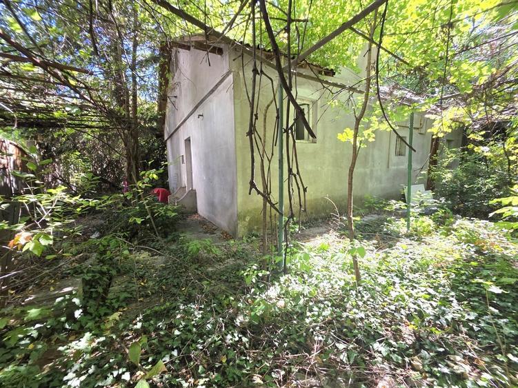Casă individuală cu 2 camere cu Canalizare în Militari