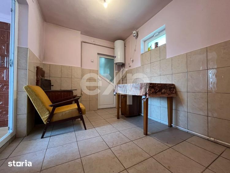 Casă cu 3 camere cu Teren 1140 Mp în Central