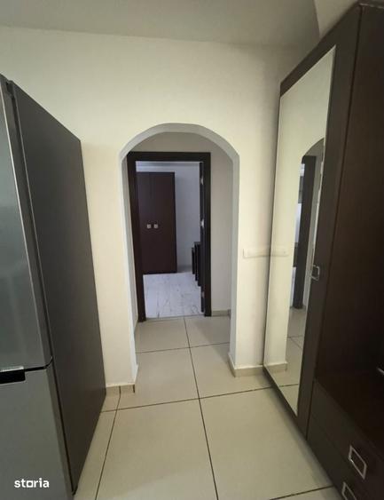 Apartament cu 2 camere decomandat în Rovine