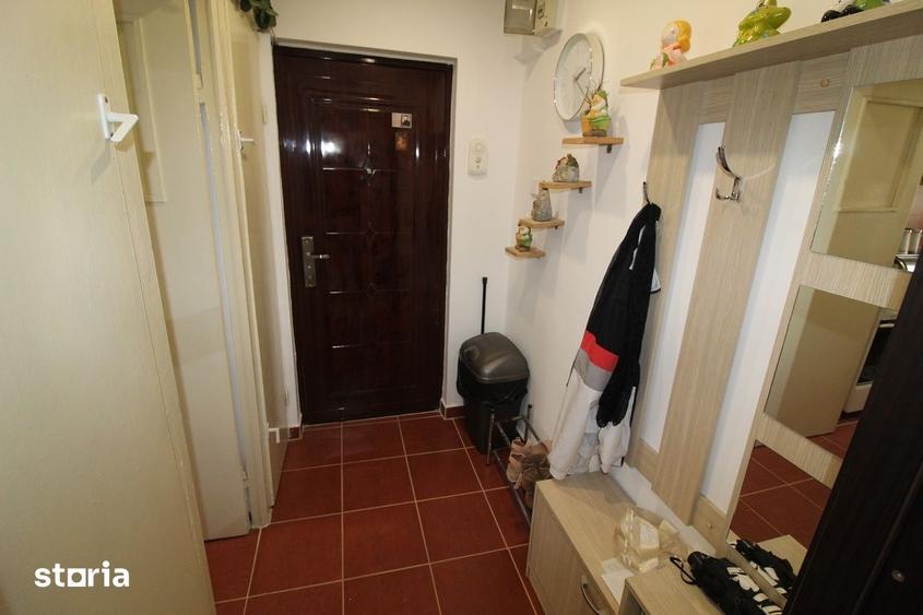 Vand apartament 2 camere in Hunedoara, zona M5-Str.Randunicii, 40mp .. - 1