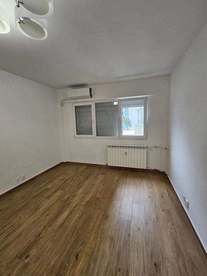 Garsonieră decomandată în Dorobanți