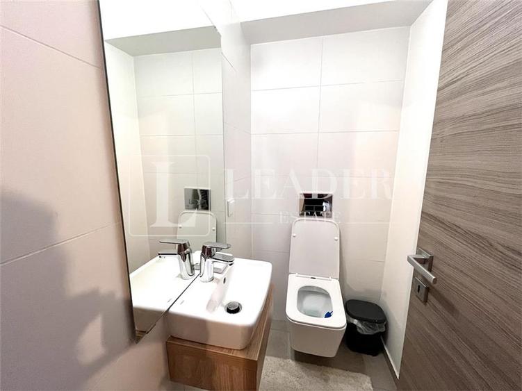 Apartament cu 3 camere decomandat, mobilat în Unirii