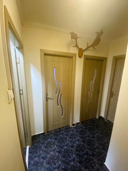 Inchiriere apartament 3 cam transformat in 2 cam - 3