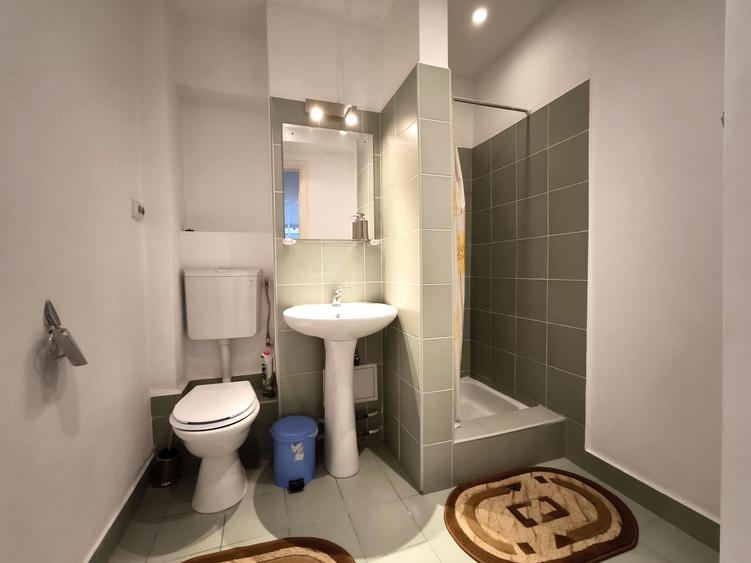 Apartament cu 4 camere în Obor