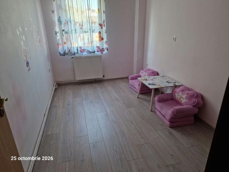 Apartament cu 3 camere decomandat în Șelimbăr