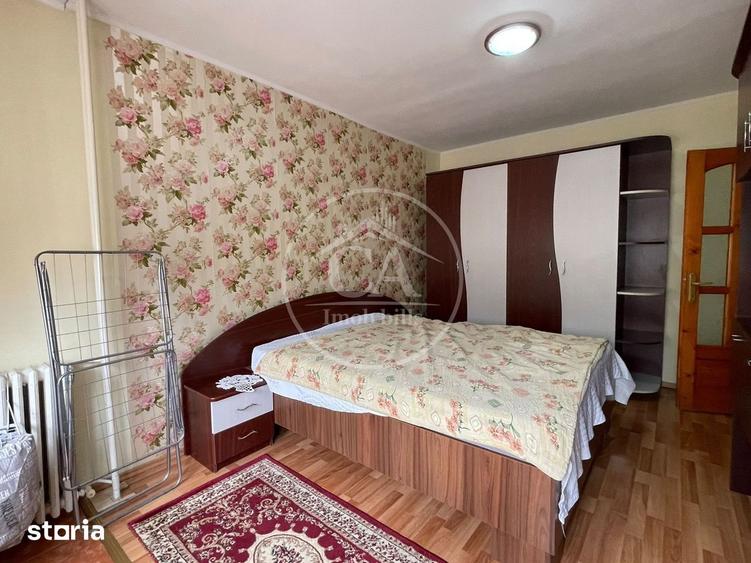 Apartament cu 3 camere decomandat în Sânmartin