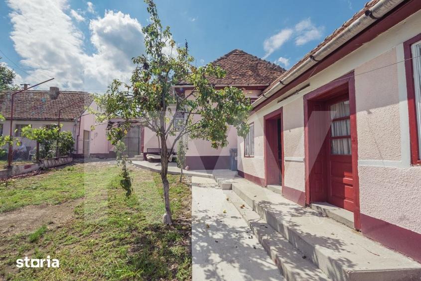 Casă cu 4 camere cu Teren 1132 Mp în Loamneș