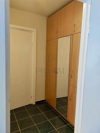 Apartament cu 2 camere semidecomandat în Gheorghe Lazăr