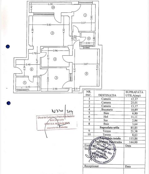 Apartament cu 3 camere semidecomandat în Dorobanți