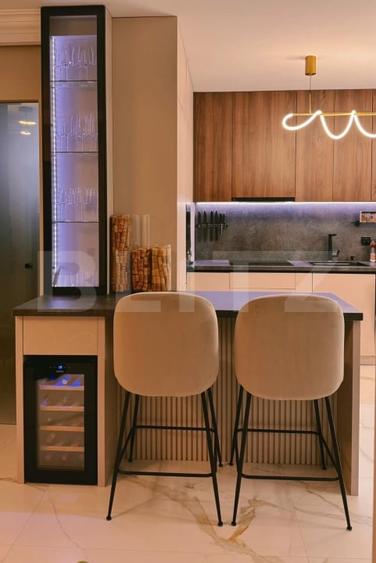 Apartament cu 3 camere semidecomandat, mobilat în Mănăștur