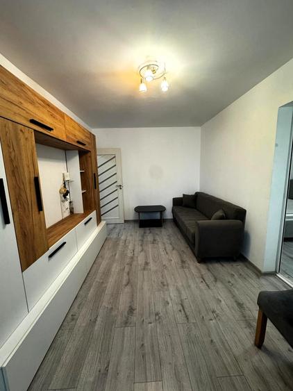 Apartament cu 2 camere nedecomandat în Tătărași
