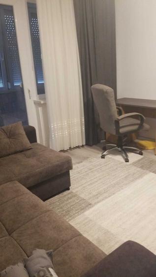 Apartament cu 2 camere semidecomandat în Decebal