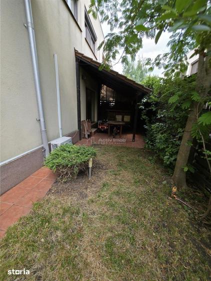 Casă cu 4 camere cu Teren 179 Mp în 1 Decembrie