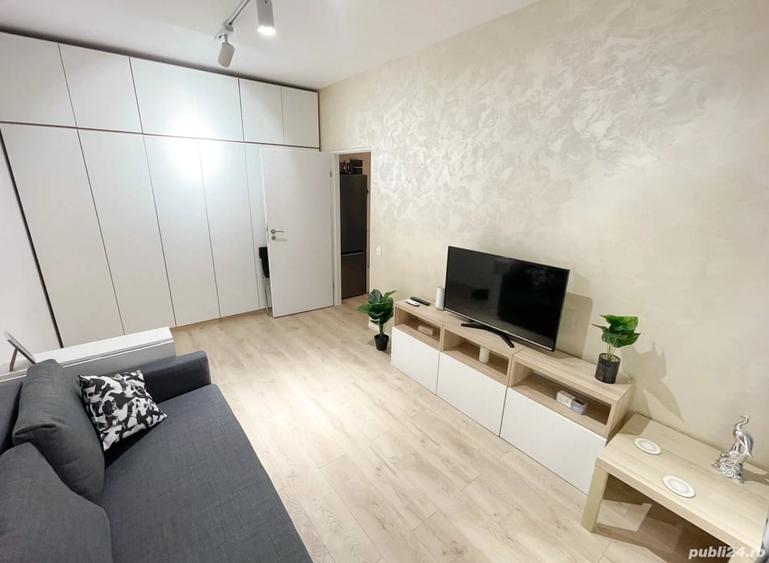 Apartament cu 3 camere decomandat în Regie