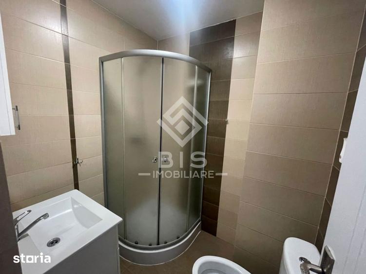 Apartament cu 5 camere în Calea Moldovei