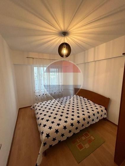 Apartament cu 3 camere decomandat, mobilat în Bucur Obor