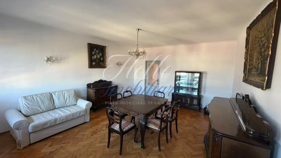 Apartament cu 3 camere decomandat, mobilat în Gară