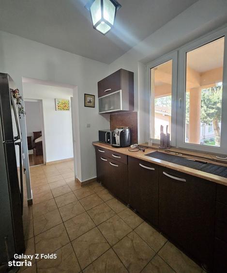 Casă cu 4 camere semidecomandat cu Teren 640 Mp în Sântandrei