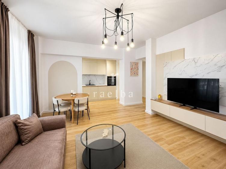 Apartament cu 3 camere decomandat, mobilat în Pipera