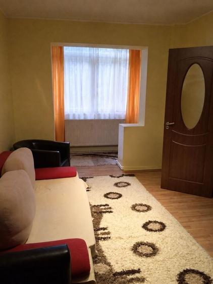 Apartament cu 2 camere nedecomandat în Central