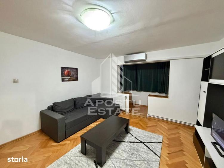 Apartament cu 2 camere, mobilat în Soarelui