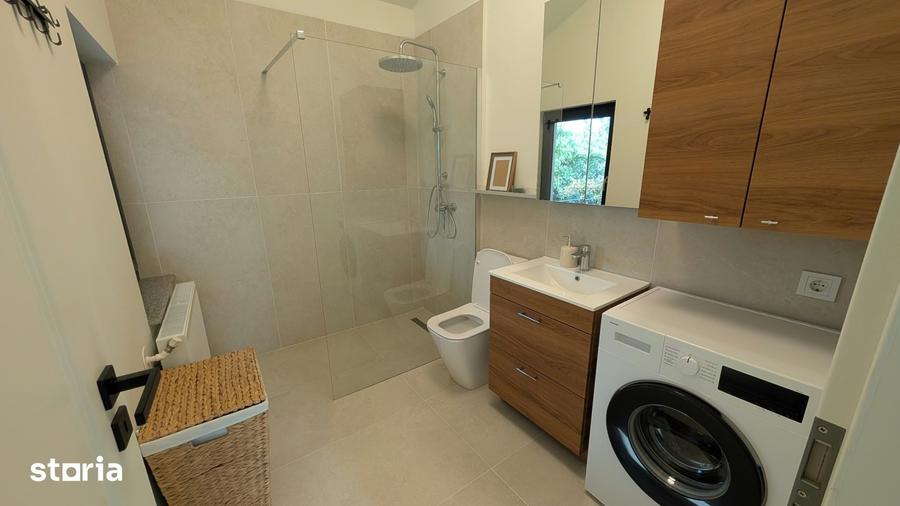 Casă cu 3 camere cu Teren 364 Mp în Central