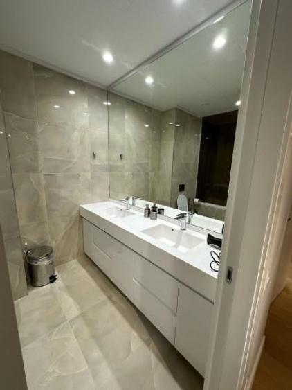 Apartament cu 3 camere semidecomandat, mobilat în Floreasca