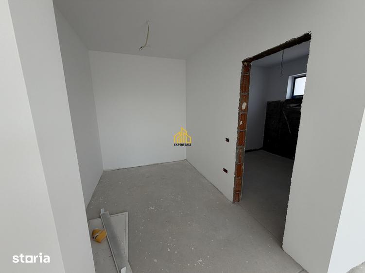 Casă cu 4 camere cu Teren 450 Mp în Ghencea